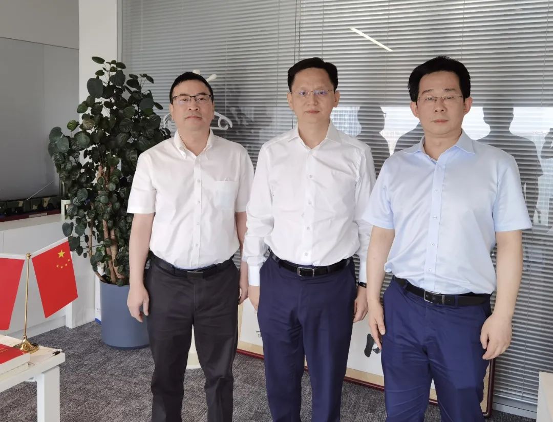 推進(jìn)網(wǎng)絡(luò)整合及廣電5G建設(shè)，福建廣電網(wǎng)絡(luò)相關(guān)領(lǐng)導(dǎo)赴中國(guó)廣電集團(tuán)匯報(bào)交流工作