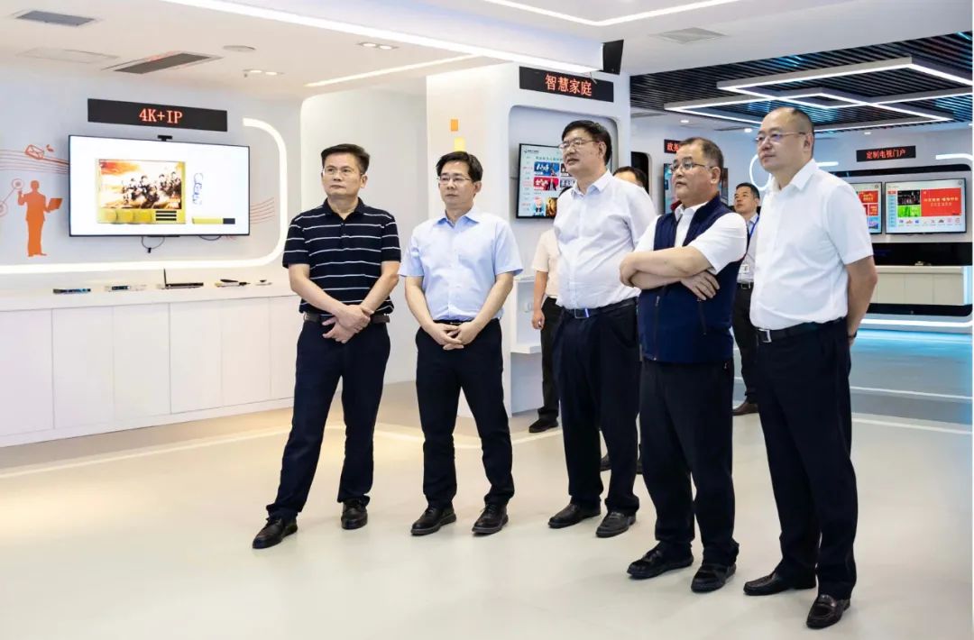 福建廣電網(wǎng)絡(luò)集團(tuán)與廈門廣播電視集團(tuán)開展合作交流 福建廣電網(wǎng)絡(luò)集團(tuán)與廈門廣播電視集團(tuán)開展合作交流