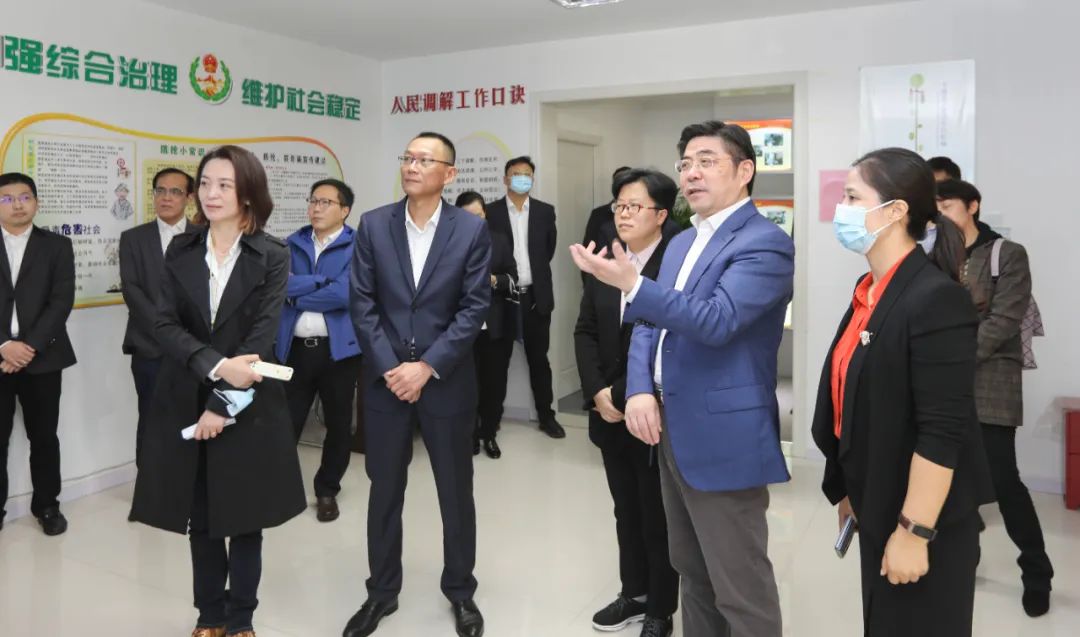 江蘇有線領(lǐng)導(dǎo)調(diào)研江陰分公司智慧廣電項(xiàng)目建設(shè)情況 江蘇有線領(lǐng)導(dǎo)調(diào)研江陰分公司智慧廣電項(xiàng)目建設(shè)情況