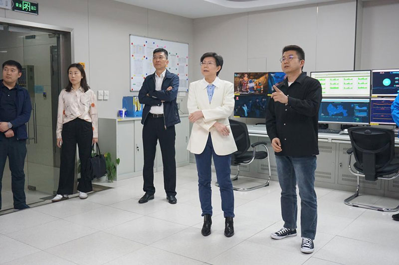 中國(guó)廣電陳薇調(diào)研廣東廣電網(wǎng)絡(luò)，要求加快“全省一網(wǎng)”整合