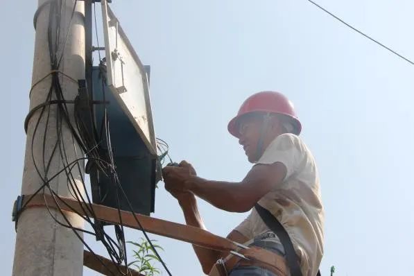 中國廣電重慶公司首次通過全市應(yīng)急廣播系統(tǒng)實施防空警報試鳴