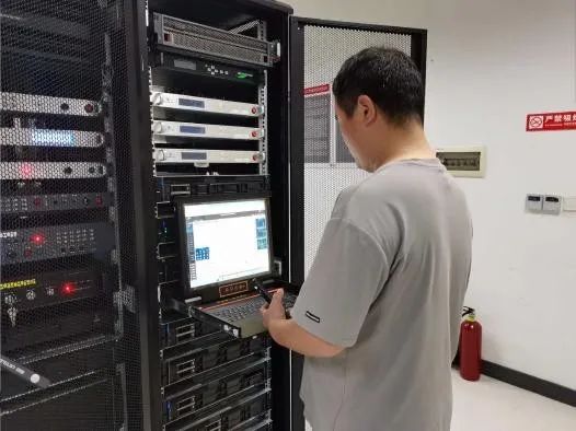 中國廣電重慶公司首次通過全市應(yīng)急廣播系統(tǒng)實施防空警報試鳴